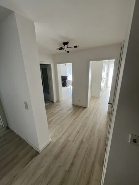 Lebendig wohnen: 2,5-Zimmer-Wohnung (möbliert) im Blumenviertel Prenzlauer Berg — photo 1